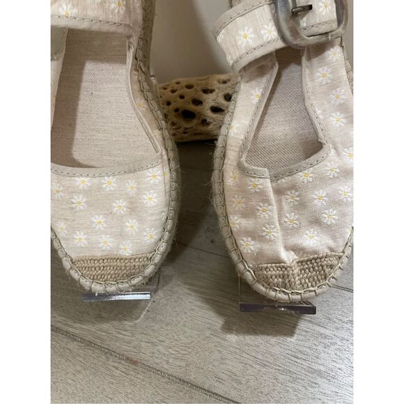 Free People Surfside Daisy Mary Janes Size 36 - Picture 5 of 8